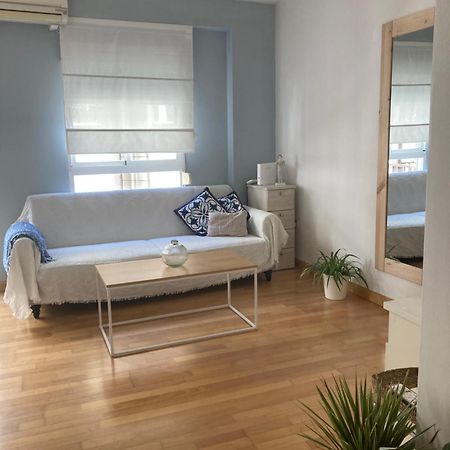 Apartamento Enriqueta กรานาดา ภายนอก รูปภาพ